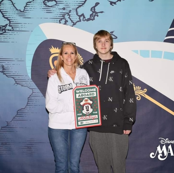 Meet your Posher, Miranda - Picture 4 of 6